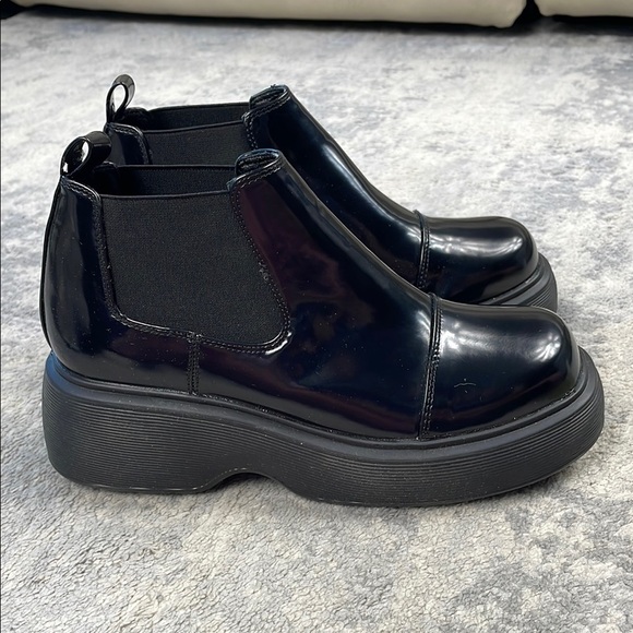 New Dolls Kill Lemon Drop by Privileged Fairfield Platform Ankle Boot Chunky 5.5 - Picture 2 of 14